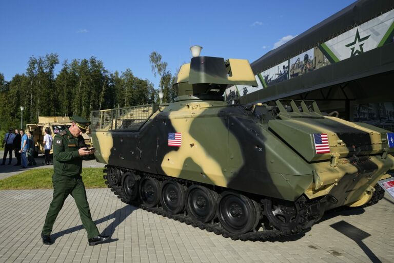 Obrnený transportér M113