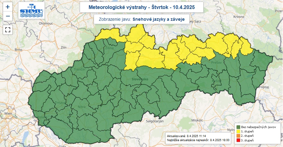 Výstraha pred snehovými jazykmi a závejmi je vydaná vo štvrtok od 5.00 do 12.00 pre 15 okresov Slovenska.