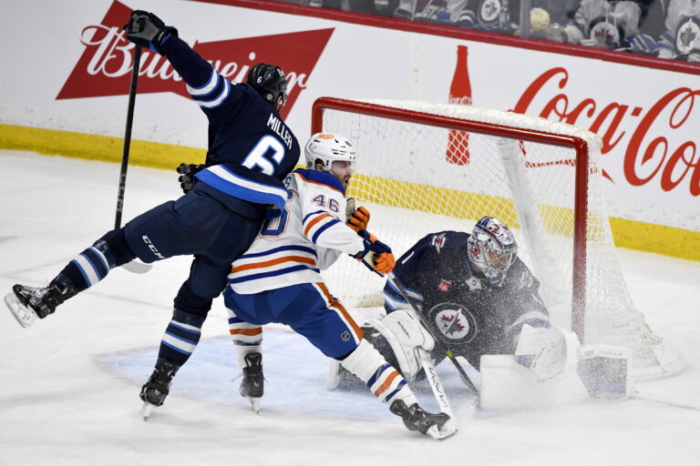 HOKEJ NHL: Winnipeg Jets - Edmonton Oilers