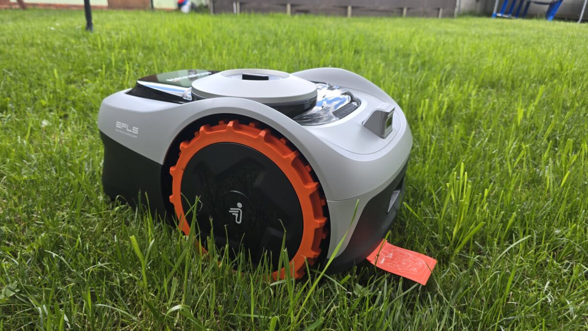 robotická kosačka