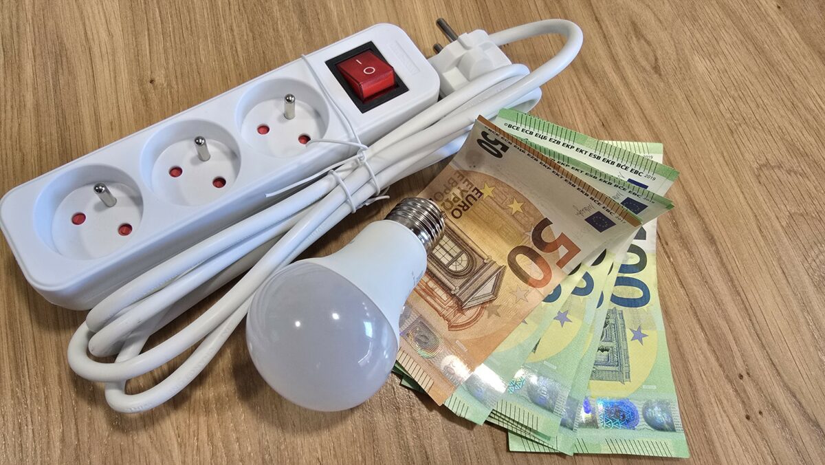 platenie za elektrinu