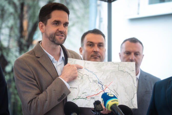 DOPRAVA: Rekonštrukcia úseku cesty na Senohrad