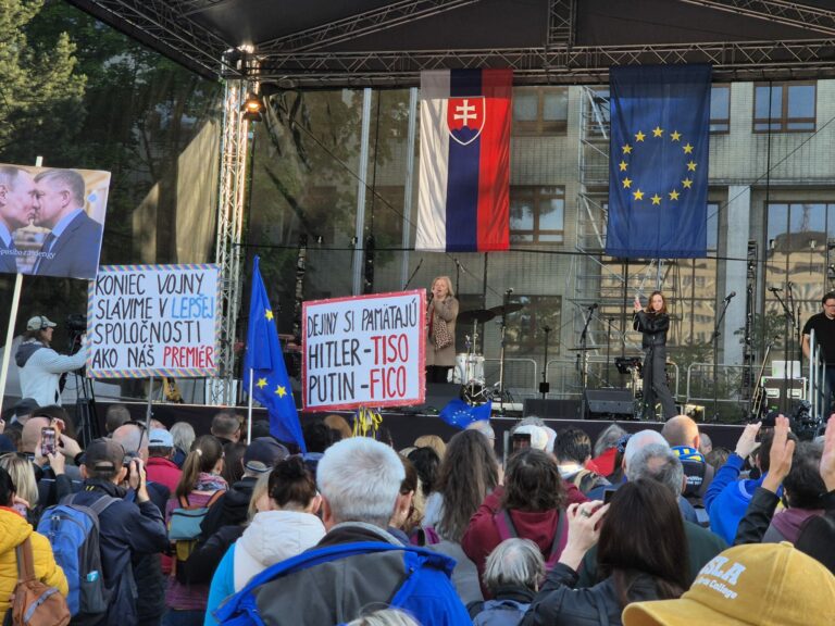 PROTEST: Slovensko je Európa! v Bratislave
