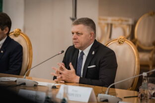 PREMIÉR: Návšteva Ruska
