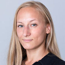 Andrea Mezeiová