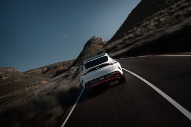 Aston martin dbx s_4.jpg