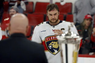 HOKEJ NHL: Carolina - Florida
