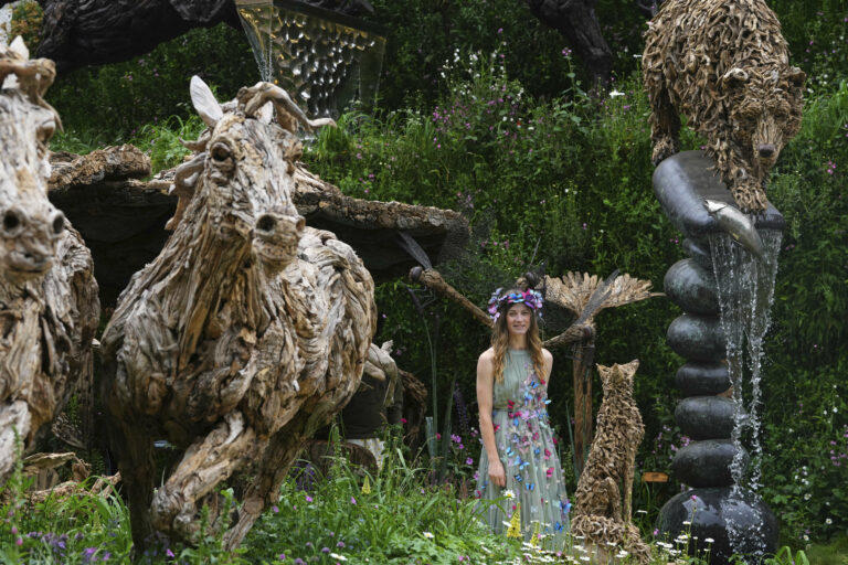 kvety kvetinová výstava žena