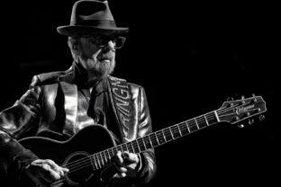 Dave stewart_summer tour.jpg