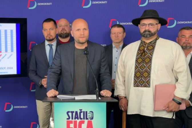Demokrati, Lašák