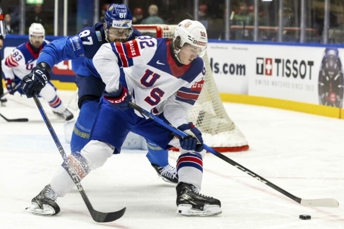 Zápas Kazachstan - USA na MS v hokeji 2025.
