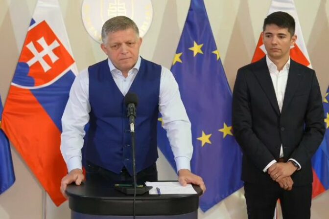Robert Fico, Erik Kaliňák