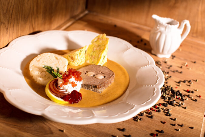 Česká gastronómia, ako ju nepoznáte: Staré kuchárske knihy, Michelin aj jedlá diktátorov