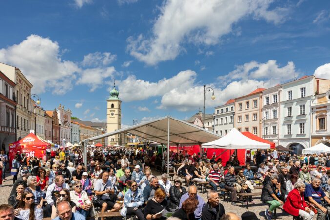 Česká gastronómia, ako ju nepoznáte: Staré kuchárske knihy, Michelin aj jedlá diktátorov