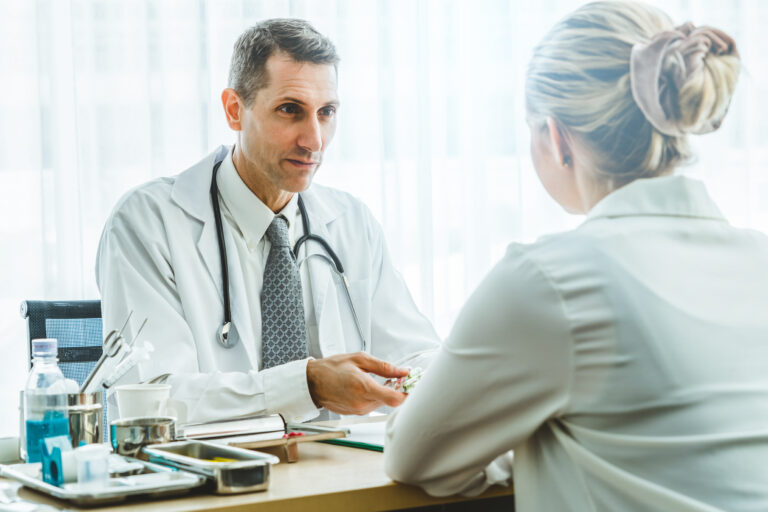 Vyšetrenie, doktor, prehliadka