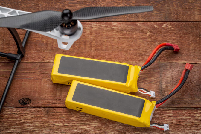 Lithium polymer batterieies