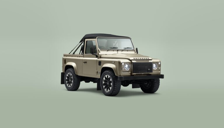 Landrover_defender_classic_v8_2025_05.jpg