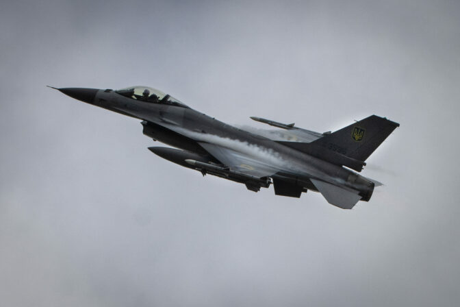 Stíhačka F 16