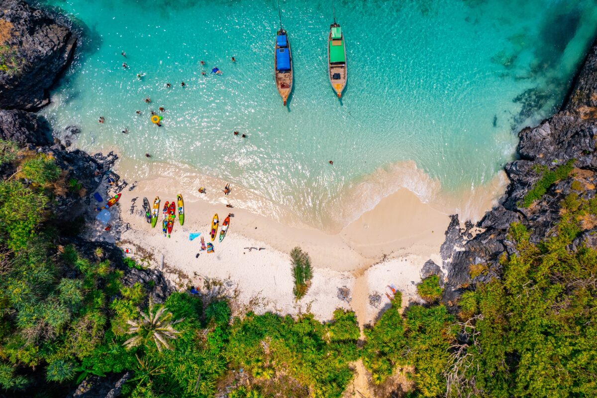Phi phi