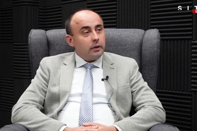 Politológ Radoslav Štefančík počas rozhovoru pre agentúru SITA.