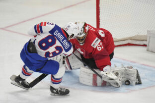 Finále MS v hokeji 2025: Švajčiarsko - USA