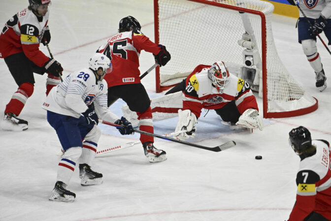 Zápas Rakúsko - Francúzsko na MS v hokeji 2025