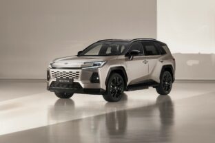 Toyota_rav4_2026_14.jpg