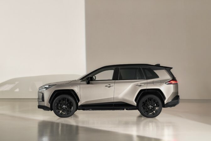 Toyota_rav4_2026_20.jpg
