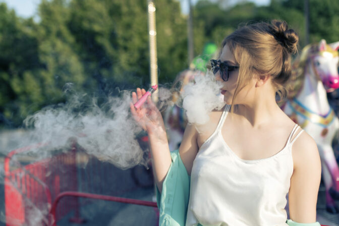 Vaping, fajčenie, elektronické cigarety