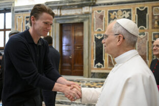 Vatican Pope Napoli