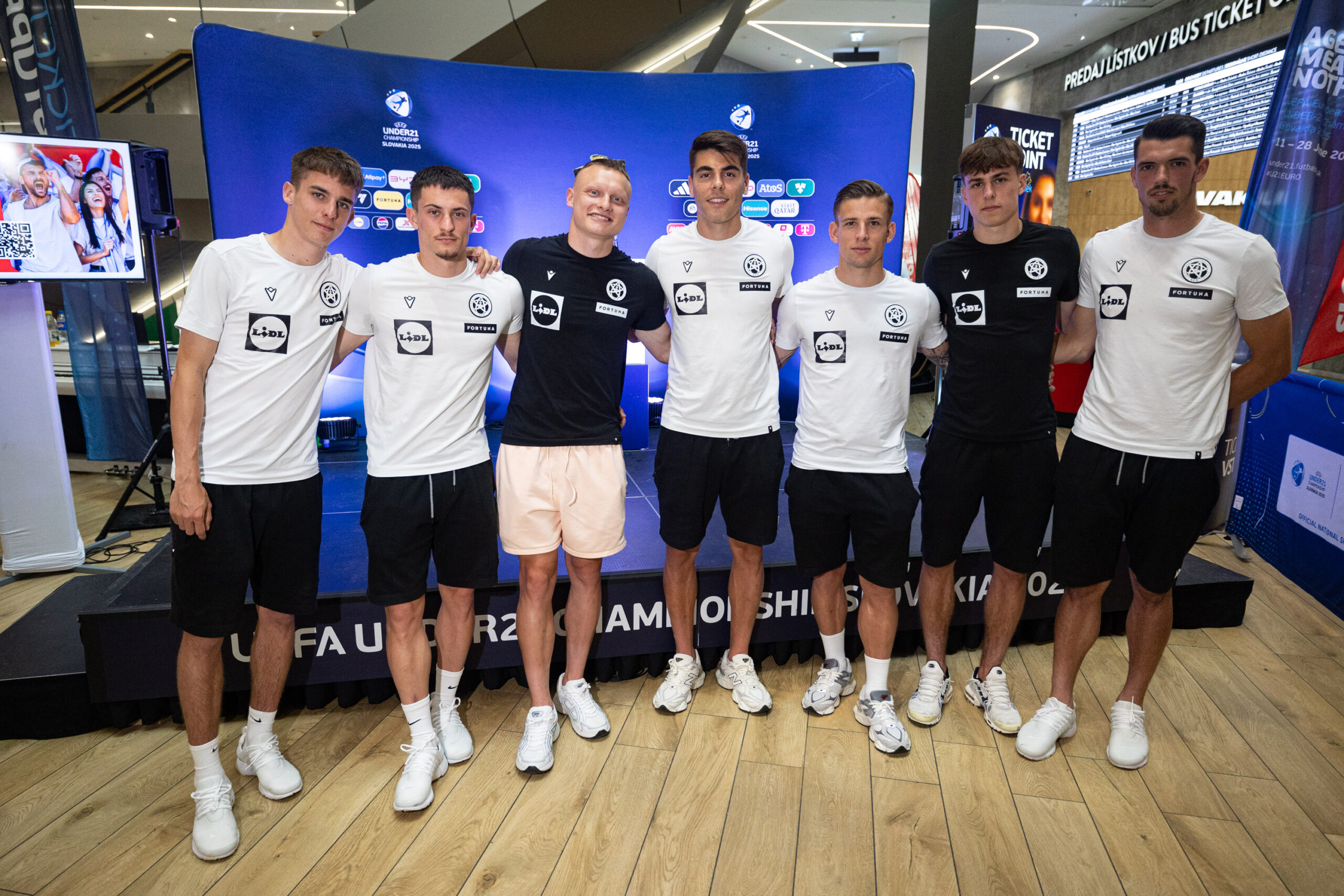 FUTBAL: Vyprevaďme hráčov na U21 EURO