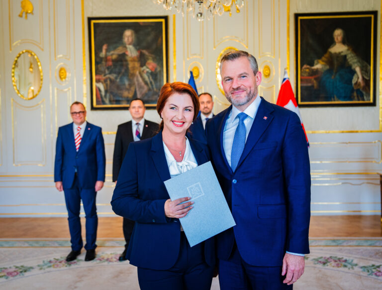PREZIDENT: Vymenoval predsedníčku Regulačnej rady ÚRSO