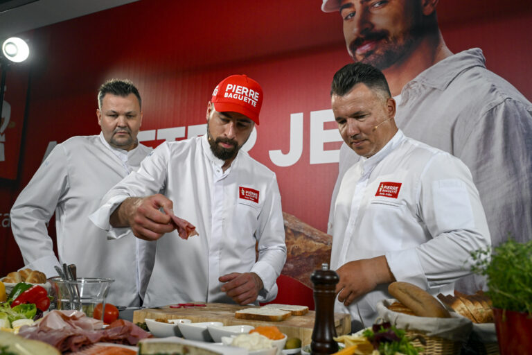 Sagan Peter Výroba Pierre Baquette ľudia