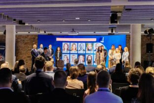 Amcham_future_ready_slovakia_61.tfzv_.jpg