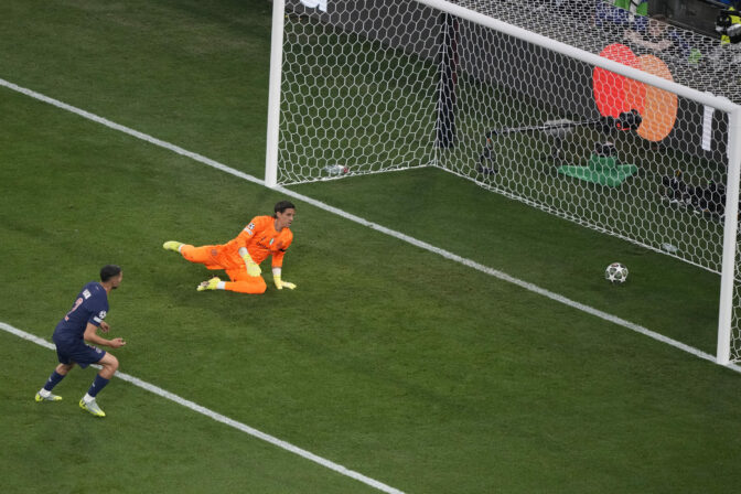 Futbal (finále Ligy majstrov): Paríž St. Germain - Inter Miláno - fotografie