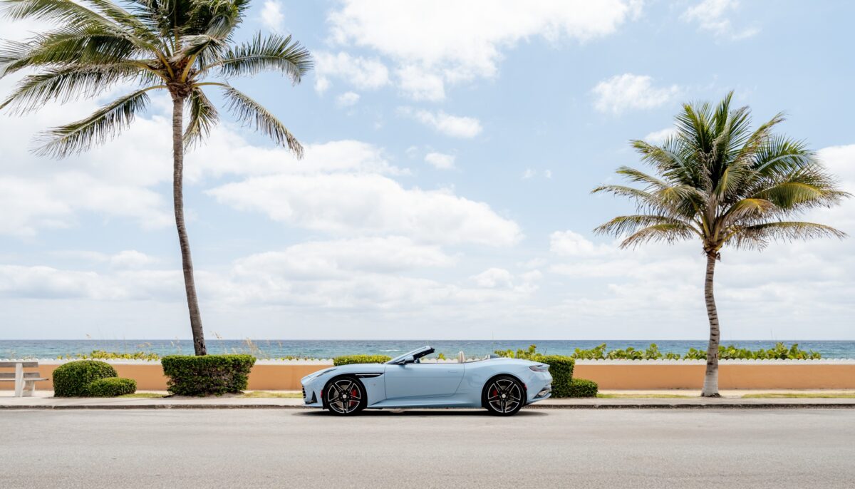 Aston martin db12 volante palm beach_03.jpg