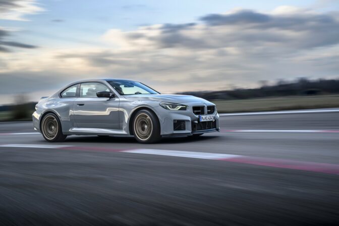 Bmw_m2_cs_2025_02.jpg