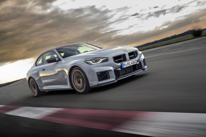 Bmw_m2_cs_2025_03.jpg