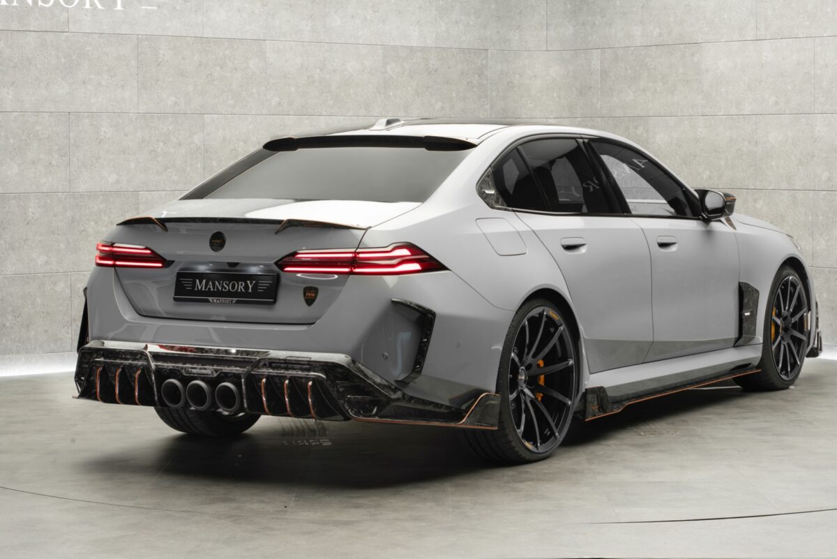 Bmw_m5_mansory_05.jpg