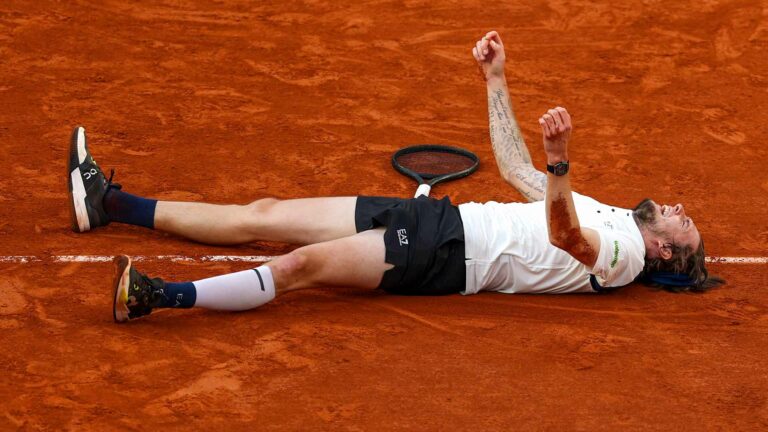 Tenis RG: Alexander Bublik - Jack Draper