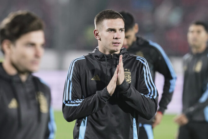 Chile Argentina WCup Soccer