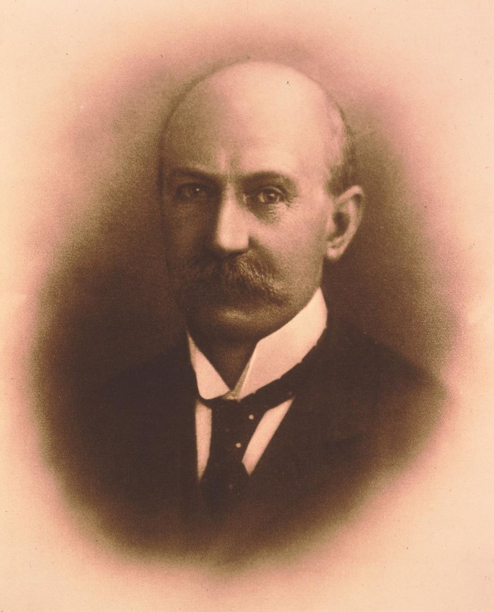 Daniel edmund williams portrait.jpg