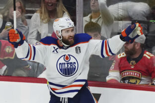 HOKEJ NHL: Finále: Florida - Edmonton