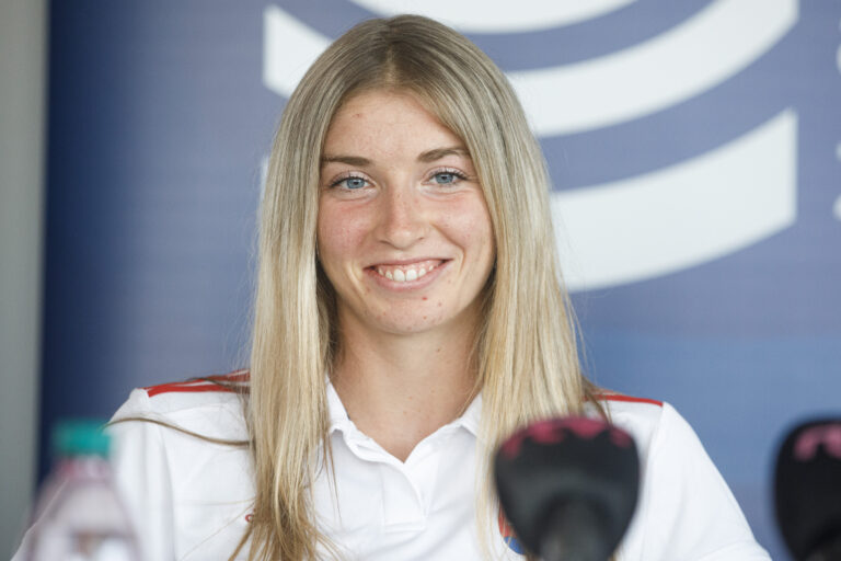 ATLETIKA: Emma Zapletalová