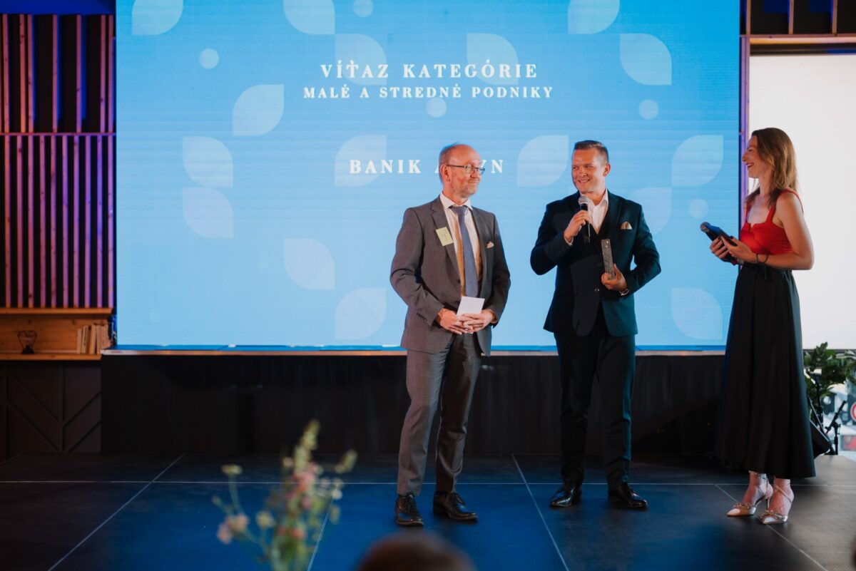 Esg_awards_4.jpg