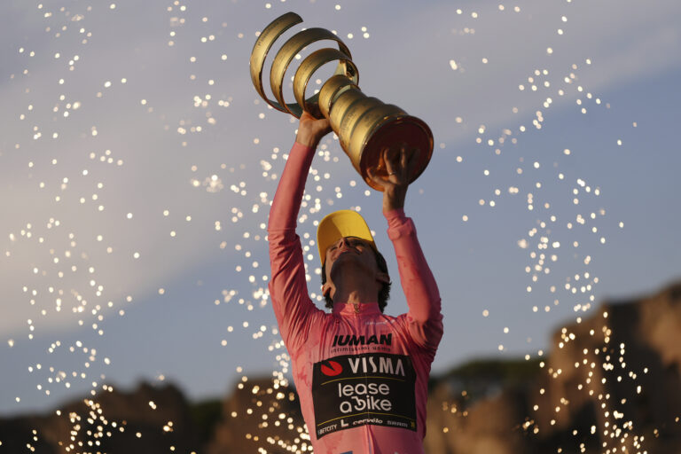trofej Simon Yates Giro d'Italia