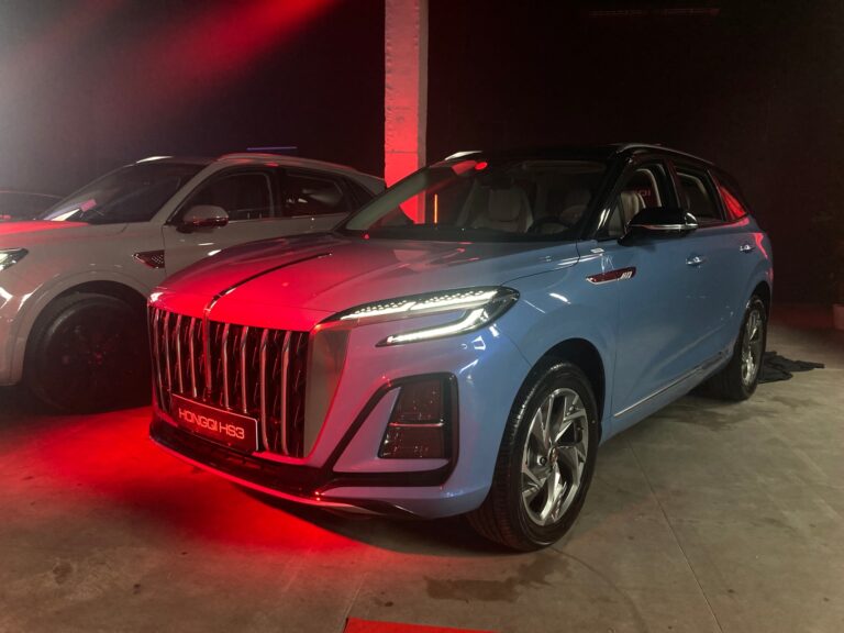 Hongqi_na_slovensku_41.jpg