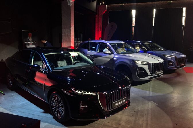 Hongqi_na_slovensku_61 1.jpg