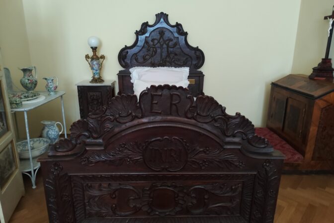 Zámok Velké Meziříčí: Spálňa cisára a krv, ktorá spustila vojnu