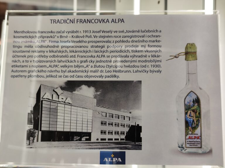 Alpa aj po 100 rokoch ukrýva záhady. Ako prežila cisárov, vojny a odkiaľ sa vzal jej názov?